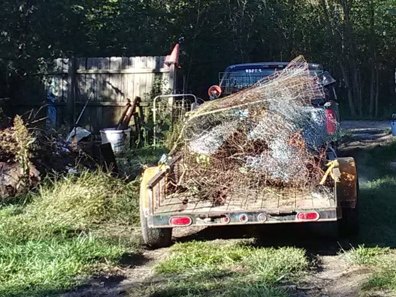 Matt&apos;s scrapping Scrap metal dealer at 1811 157th St