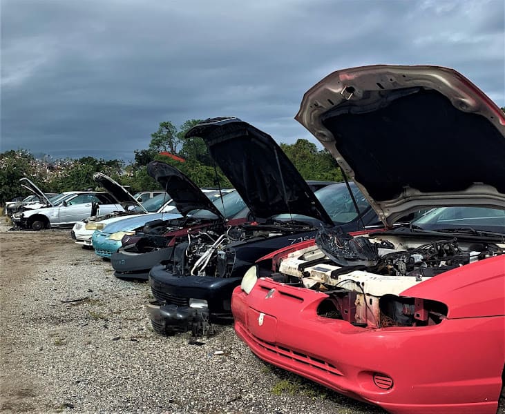 Mid-Florida Auto Salvage Salvage yard at 4445 E State Rd 60