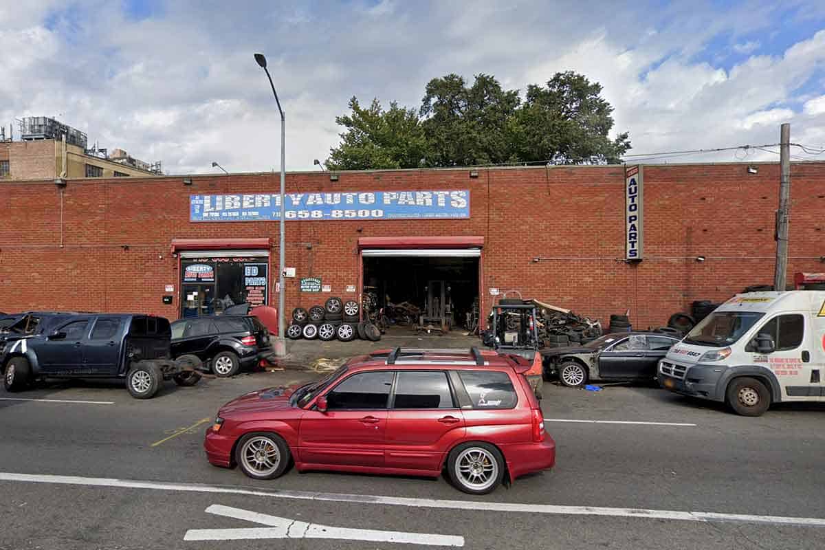 Picture of Liberty Auto Parts at 150-05 Liberty Ave, Queens, NY 11433